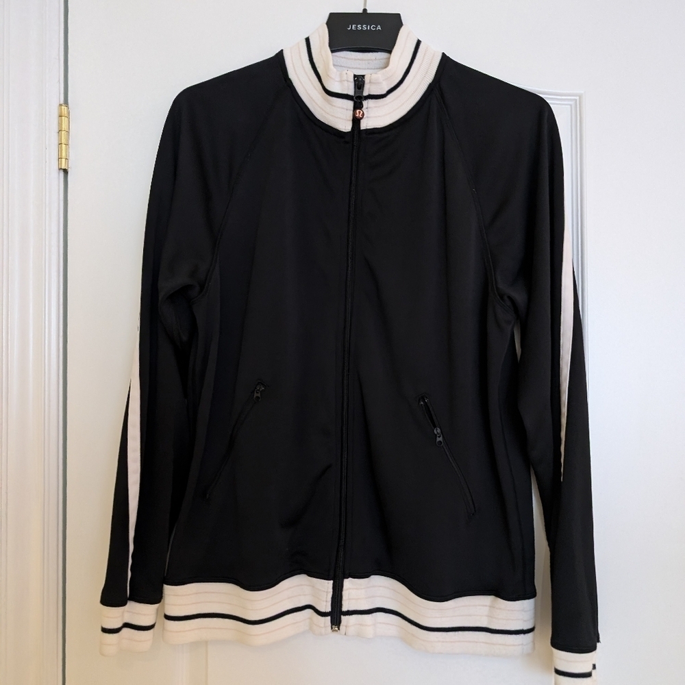 Lululemon Black and White Zip-Up Jacket